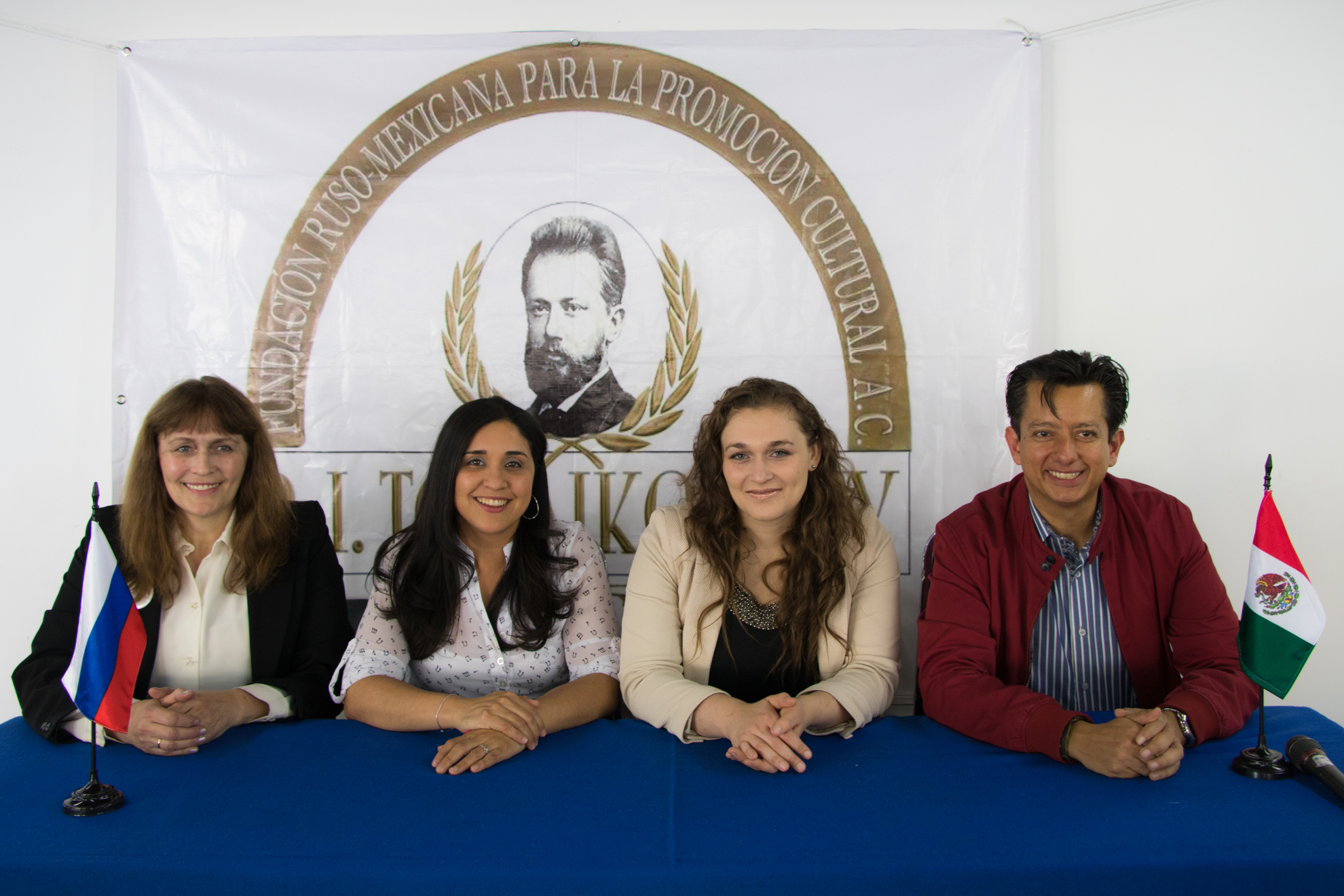 Bilateral concert at the Sala Ollin Yoliztli by the Popular Unity Day in Russia